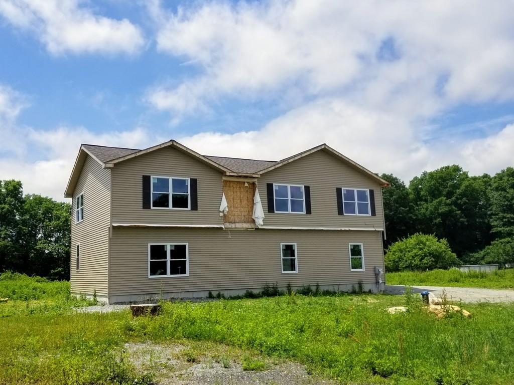 1327 Main - Photo 1