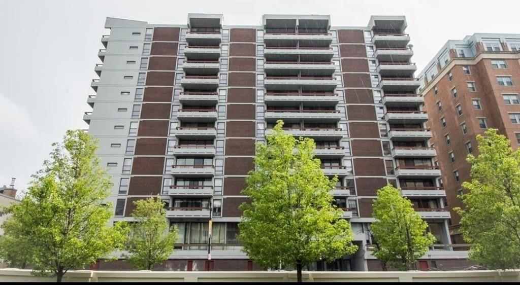 566 Commonwealth Ave - Photo 1
