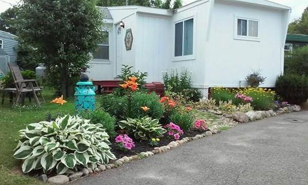 200 North - Photo 1