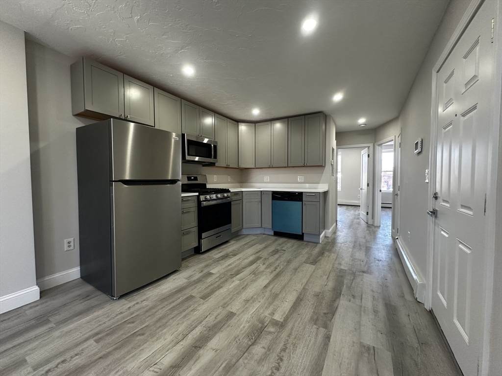 90 Hammond Street - Photo 1