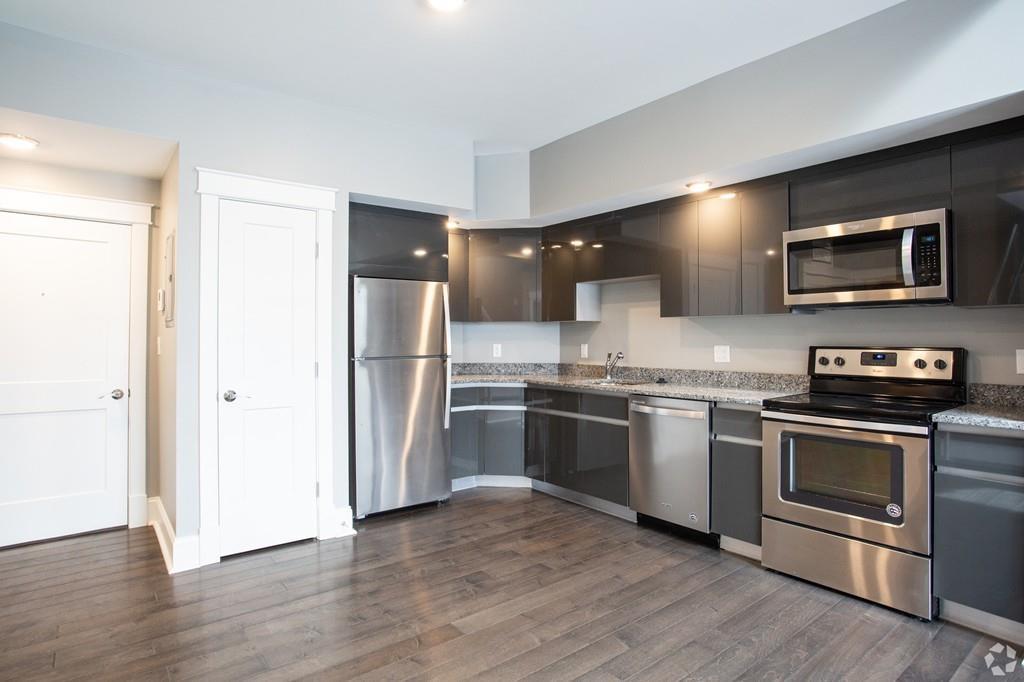 60 Howard St - Photo 1