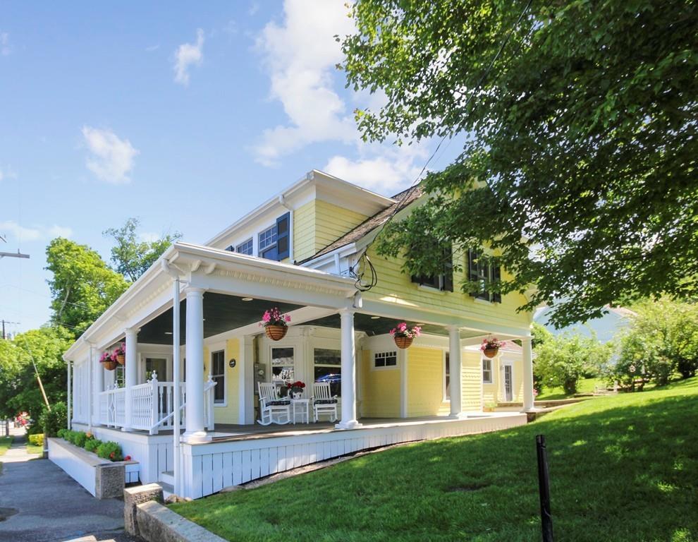 611 W Falmouth Hwy - Photo 1