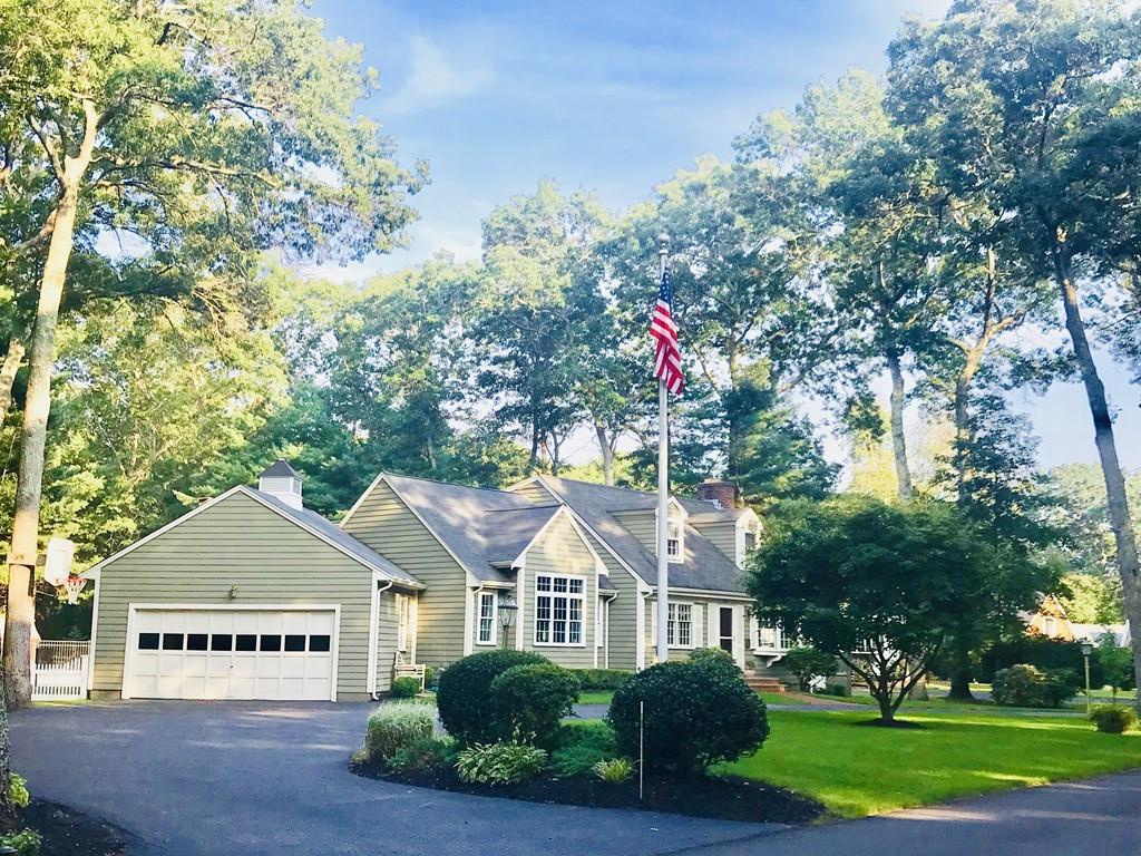 204 Charles Street - Photo 1