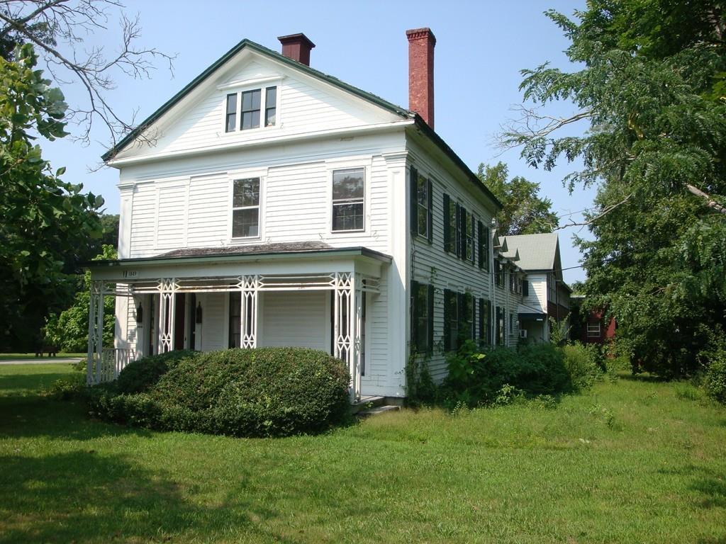 200 N Main St - Photo 1