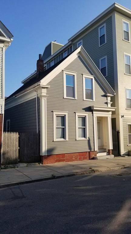 69 Lexington St - Photo 1