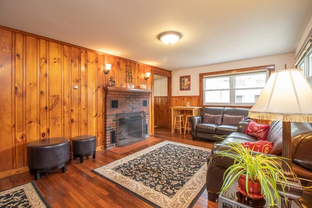 15 Temple Rd - Photo 1