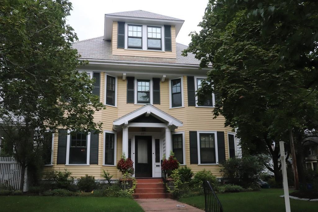 693 Commonwealth Ave. - Photo 1