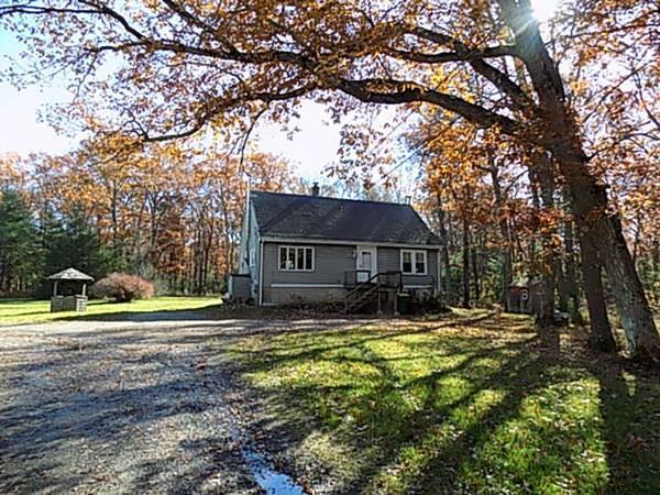 81 Delamont Ave - Photo 1