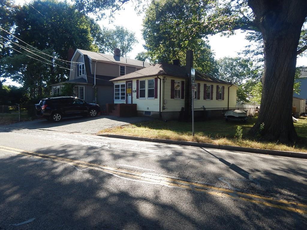 155 Palmer - Photo 1
