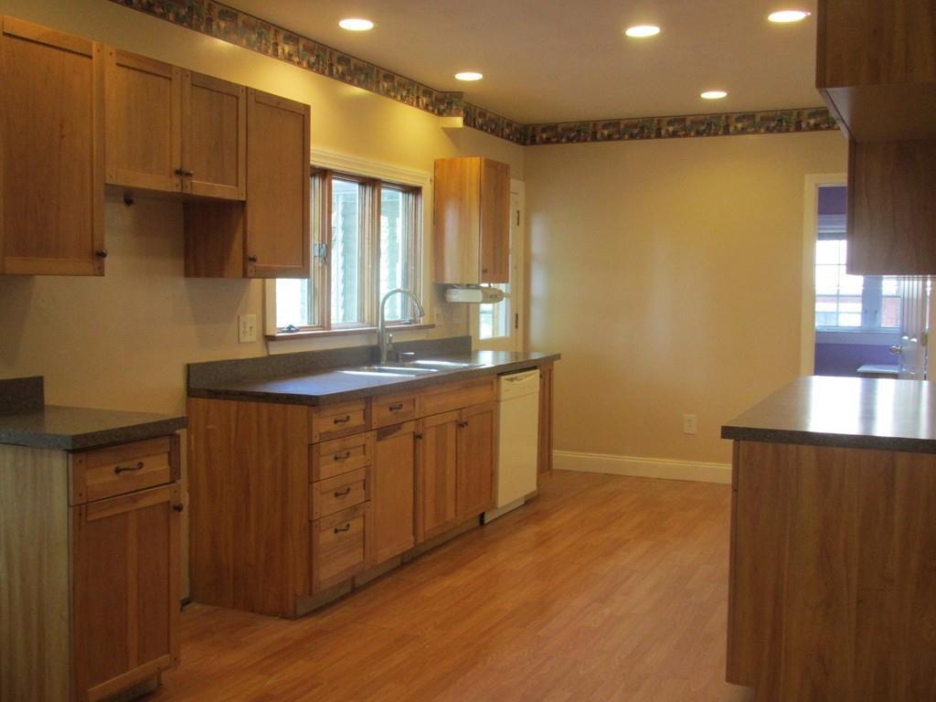 105 Singletary Ave - Photo 1