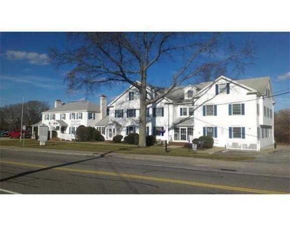 345 Court St - Photo 1