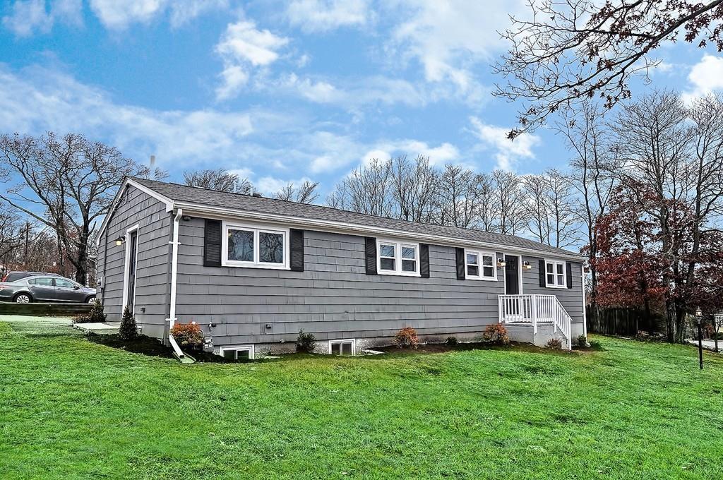 114 Pond St - Photo 1