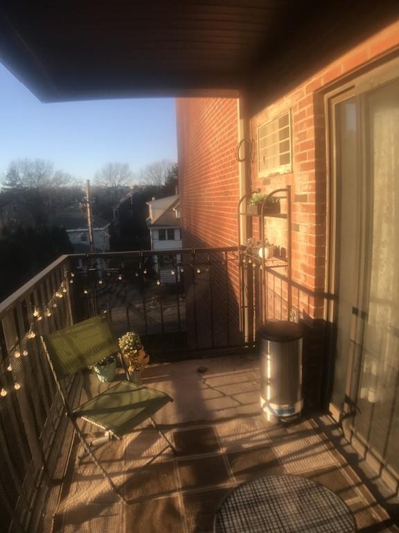 12 Pond Ln - Photo 1