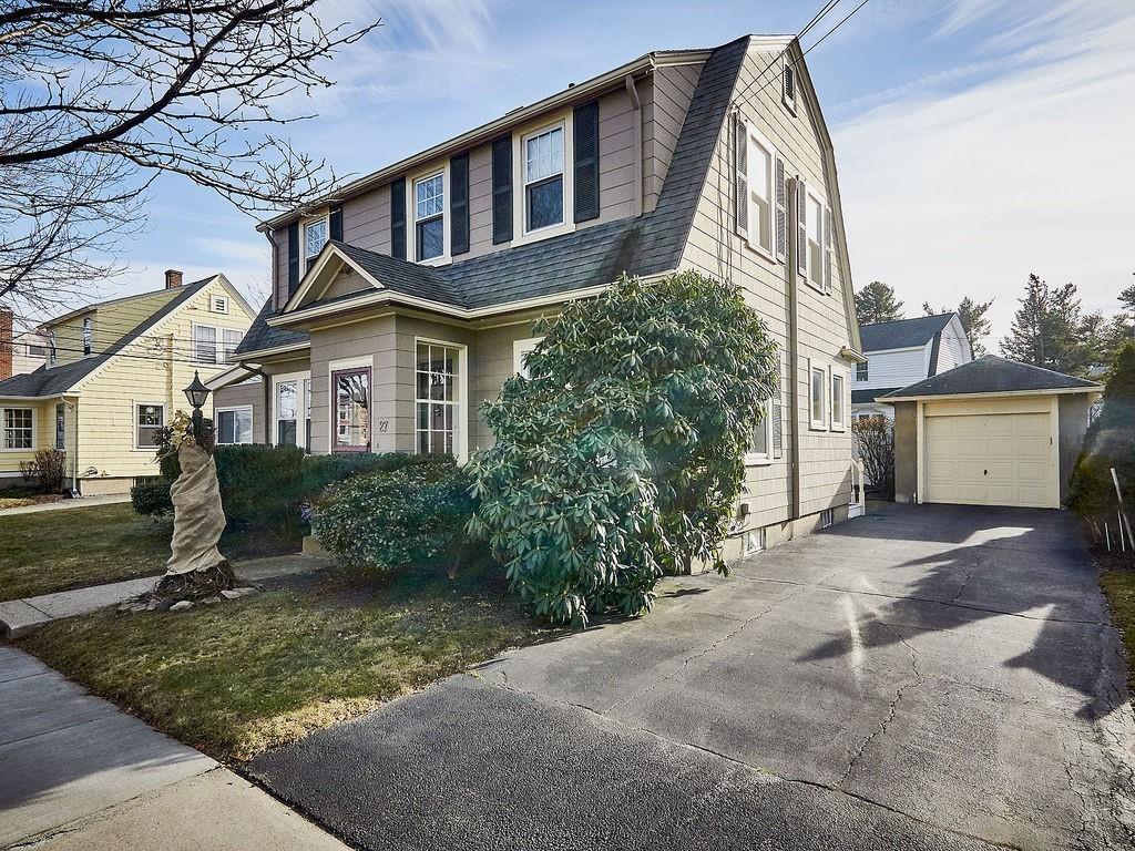 27 Beacon Park - Photo 1