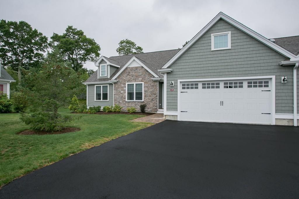 5 Ironwood Drive - Photo 1