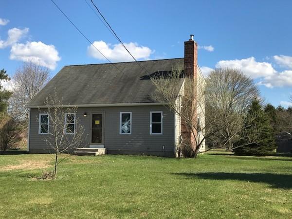 4 Stanley Ave - Photo 1