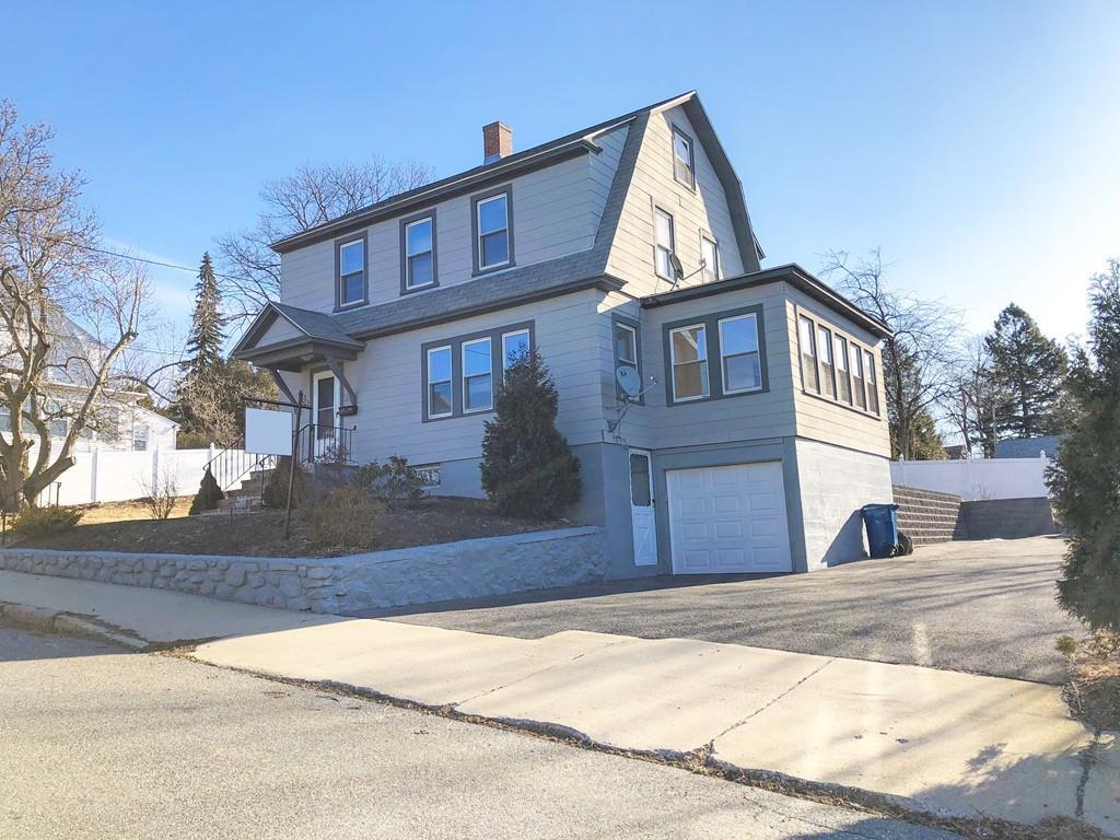 208 Olive Ave - Photo 1