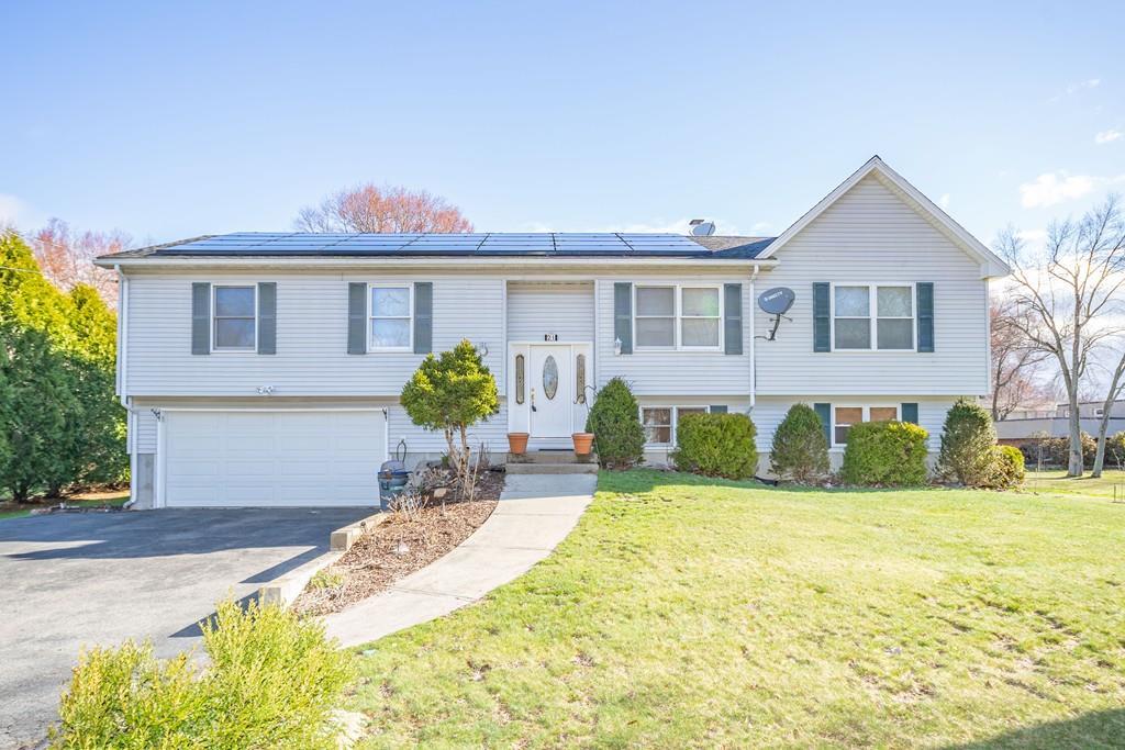 21 Voyer Ave - Photo 1
