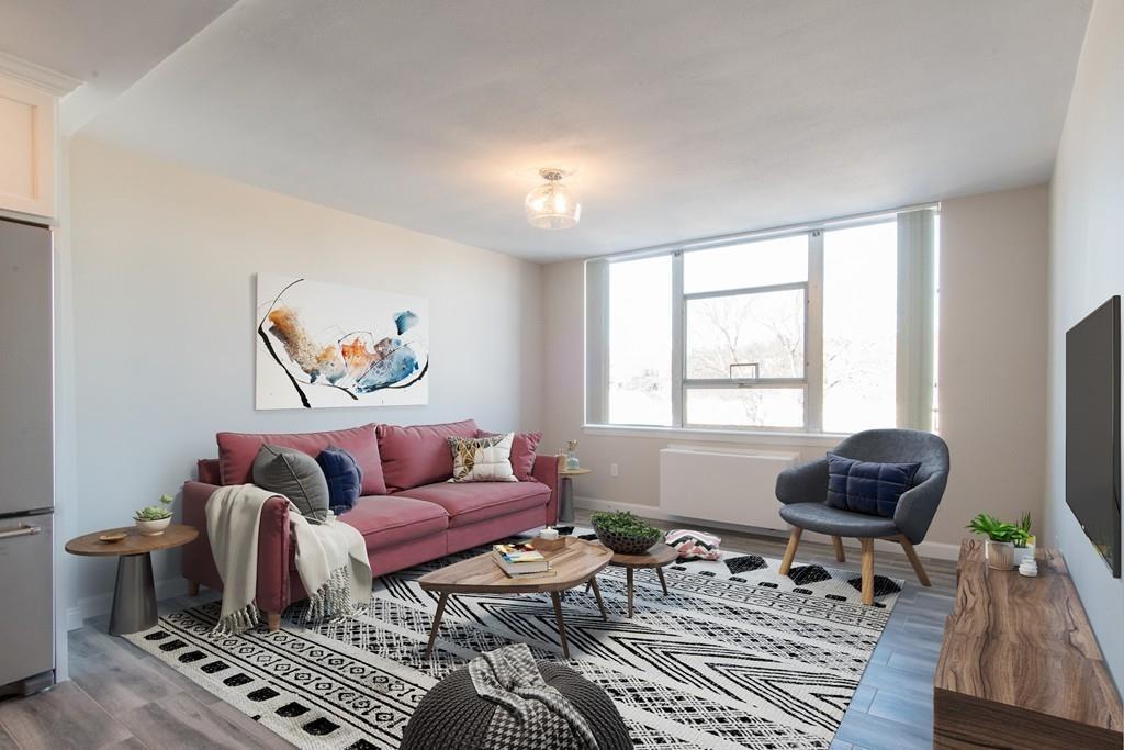 20 Hammond Pond Pkwy - Photo 1