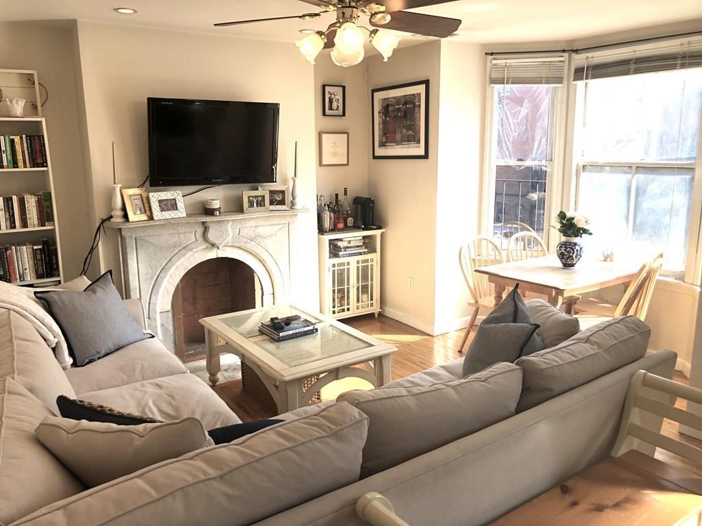 583 Tremont - Photo 1