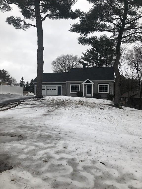 95 Russell St - Photo 1