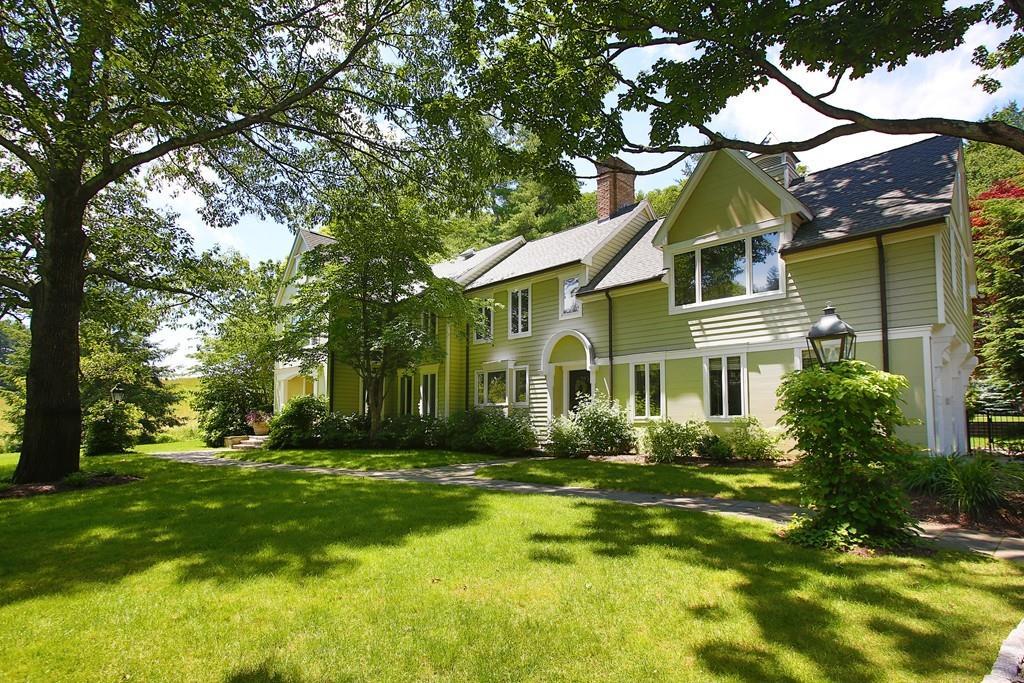65 Orchard Ave - Photo 1