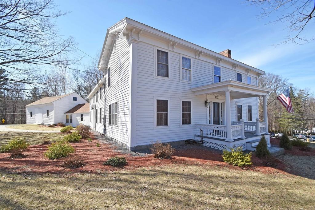 1227 Central St - Photo 1