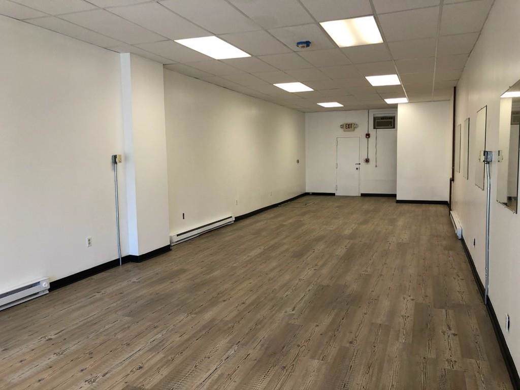 806 Brock Avenue - Photo 1