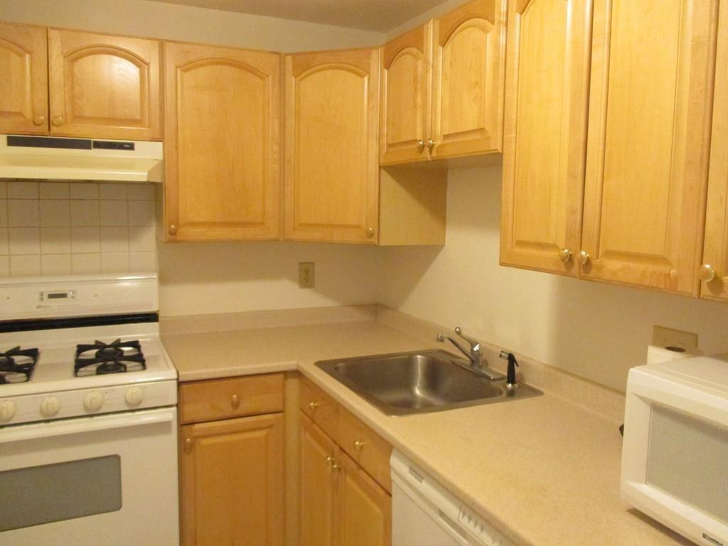 20 Kenmar Dr - Photo 1