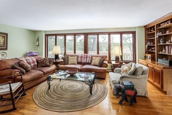 31 Babbling Brook Rd - Photo 1