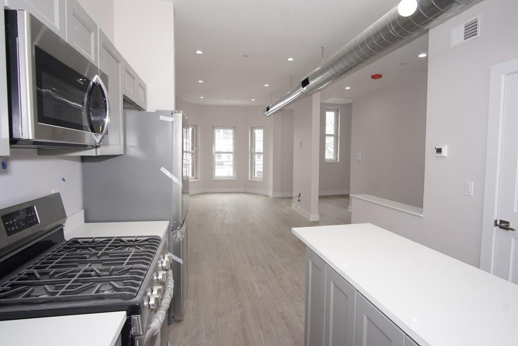 99 Westford St - Photo 1