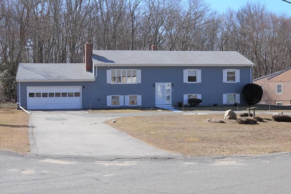 117 Benoit Street - Photo 1