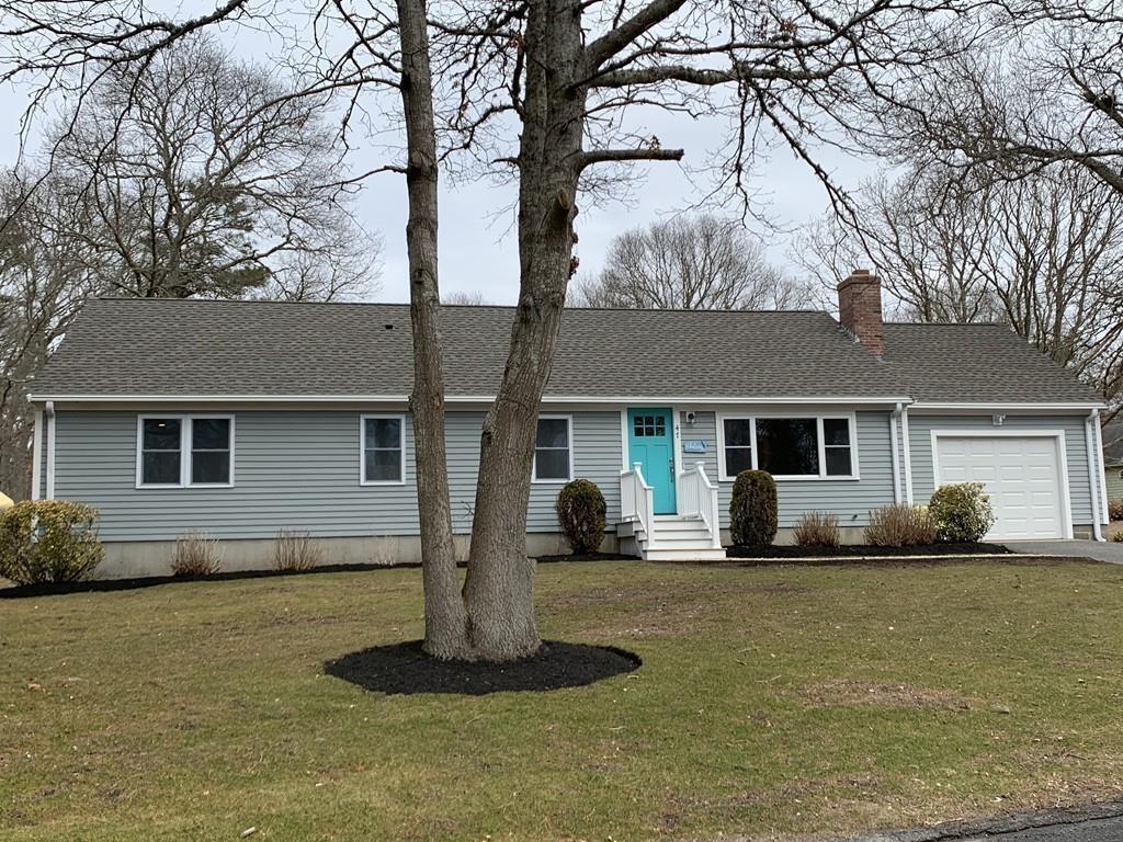 47 Canterbury Cir - Photo 1
