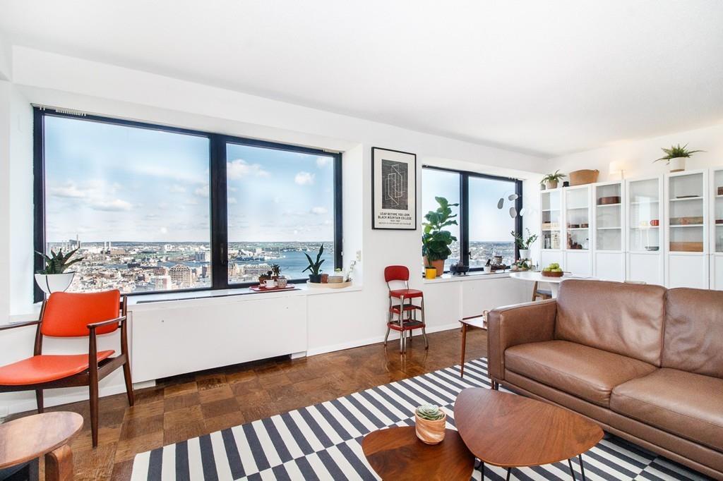 85 East India Row - Photo 1