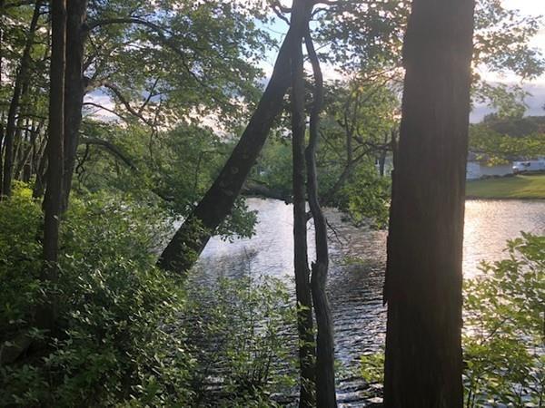 14 Wallace Ave - Photo 1