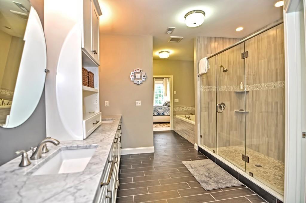 3 Shaker Ln - Photo 1