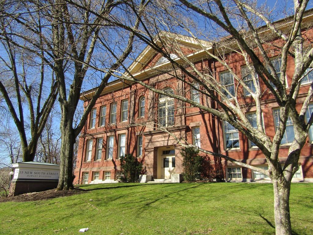 35 New South - Photo 1