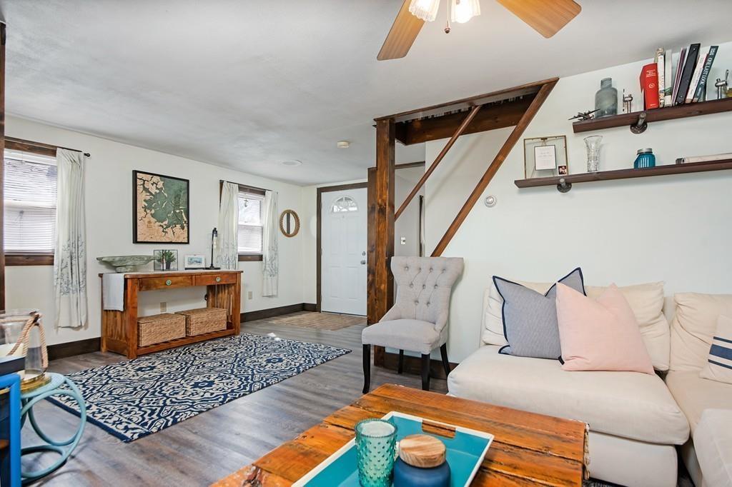 8 Boardman St - Photo 1