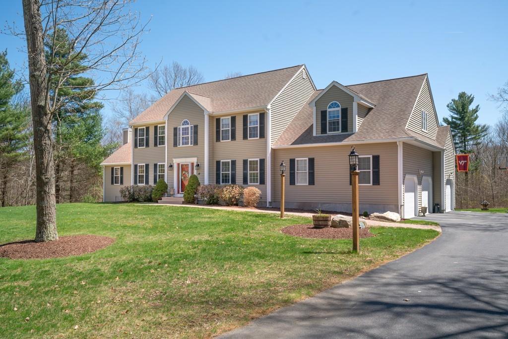 18 Smith Hill Way - Photo 1