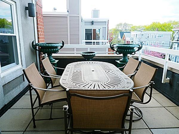 20 Chestnut St - Photo 1