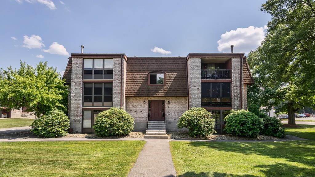 1 Greenbriar - Photo 1