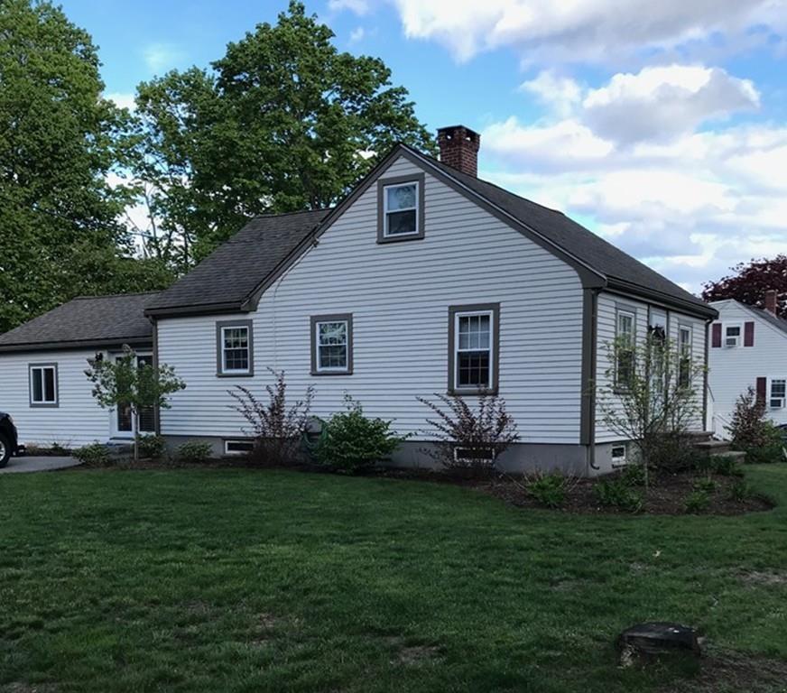 43 Bellows Cir - Photo 1