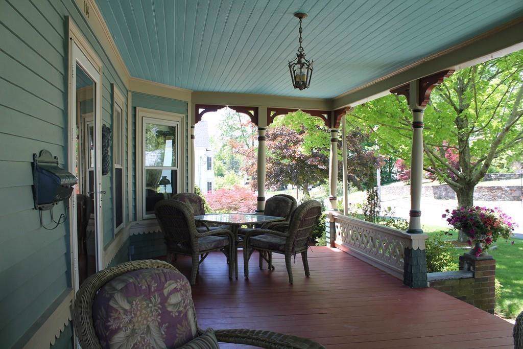 114 Hudson Street - Photo 1
