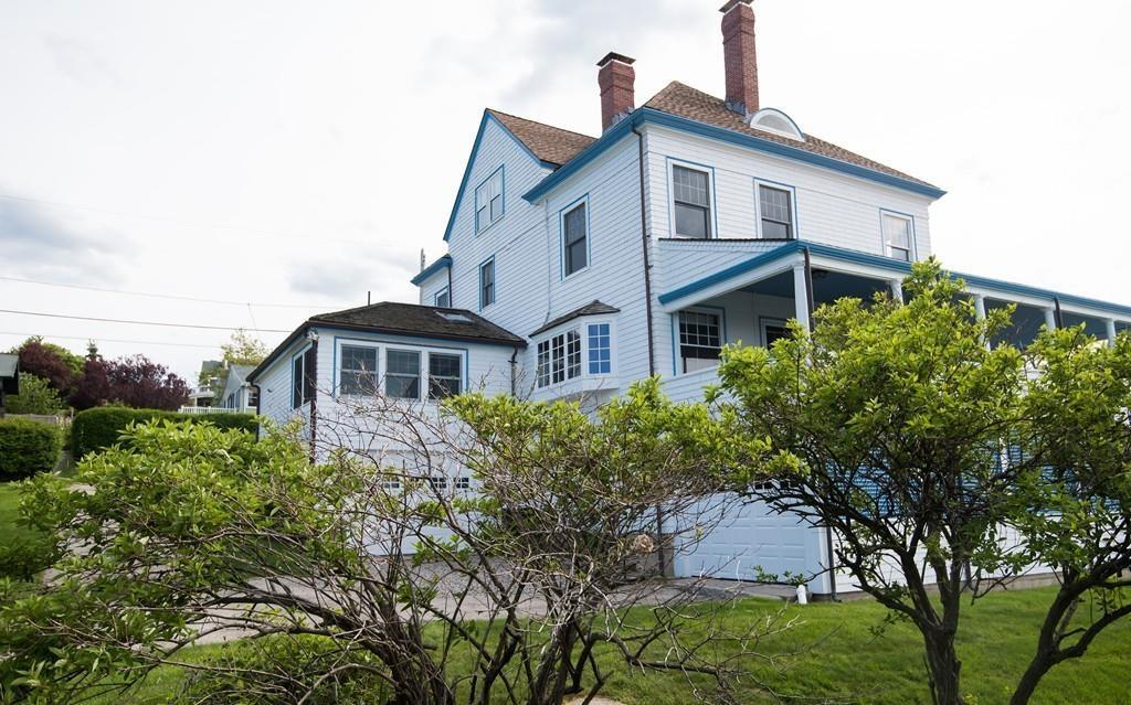 21 Holbrook Ave. - Photo 1