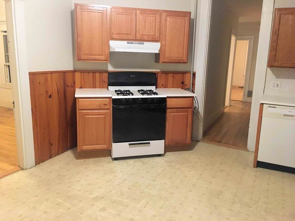 1590 Cambridge Street - Photo 1