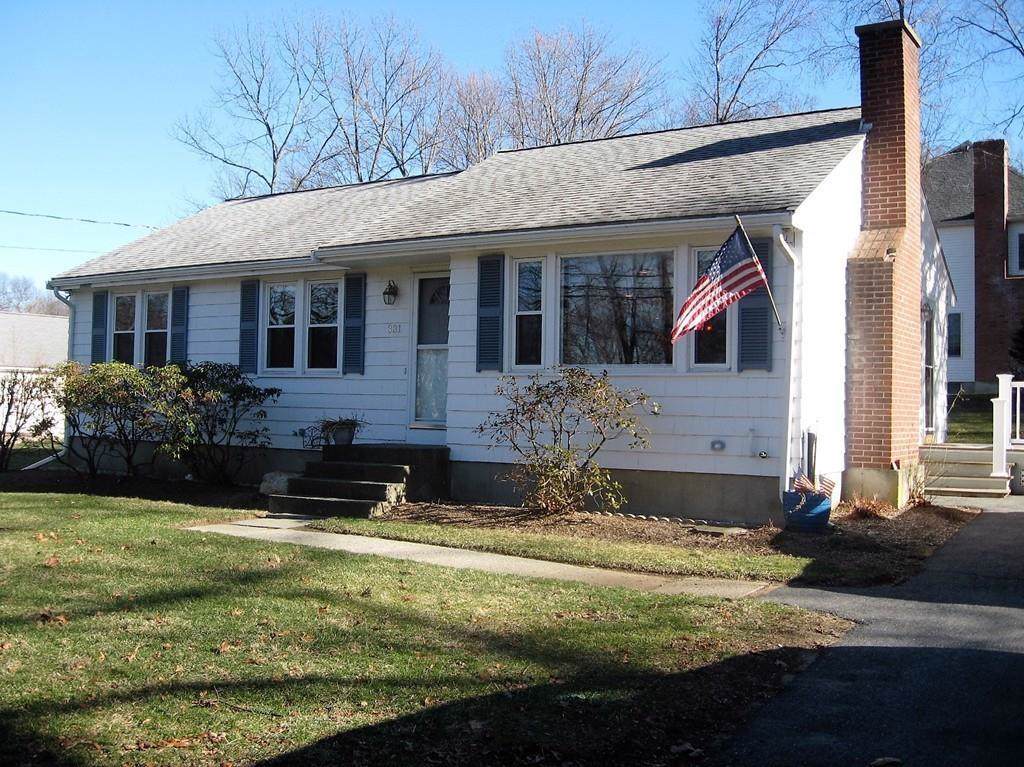 381 Stevens Street - Photo 1