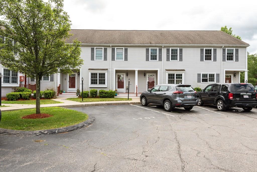 1705 Thayer St - Photo 1