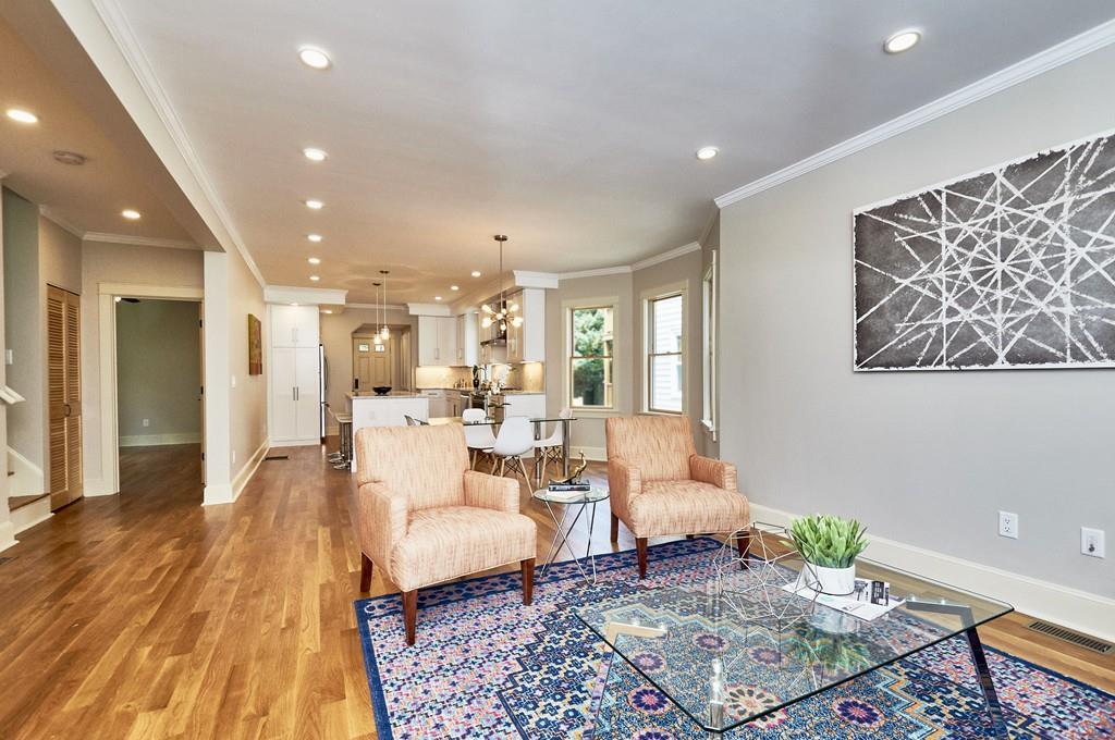 17 Lexington Avenue - Photo 1