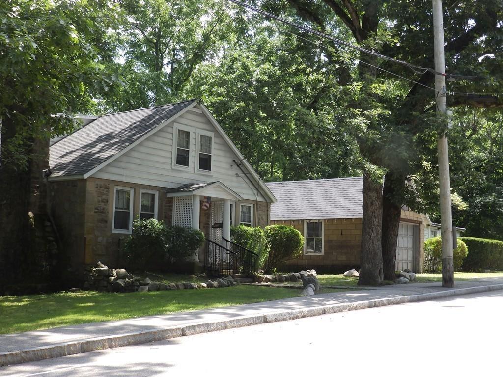 125 Forest St - Photo 1