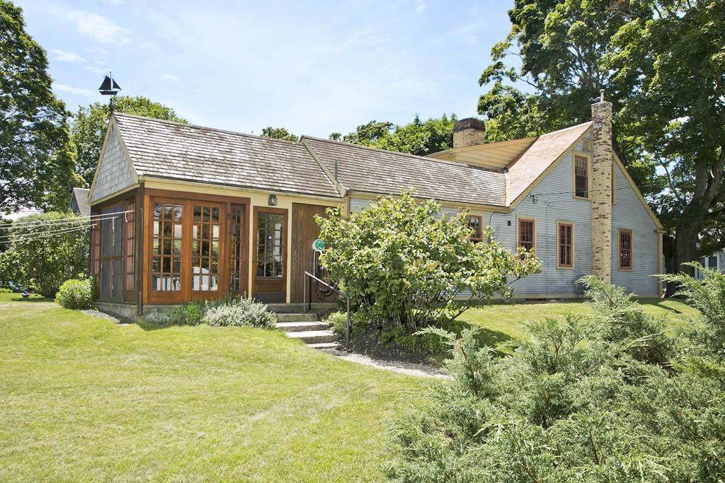 8 Pond Street - Photo 1